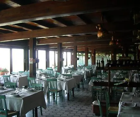 Santa Barbara Hotel